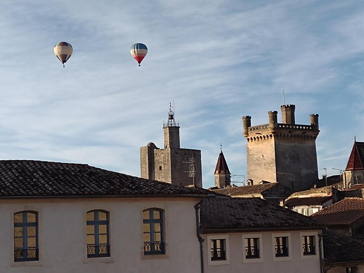 Au Gre Du Voyage Leilighet Uzès Eksteriør bilde